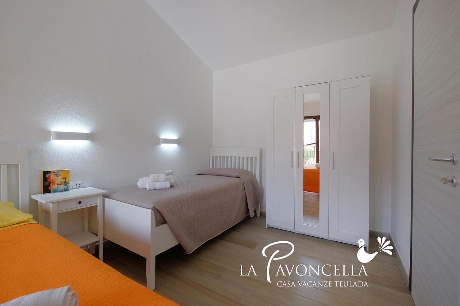 Case Vacanze La Pavoncella Teulada Exterior photo