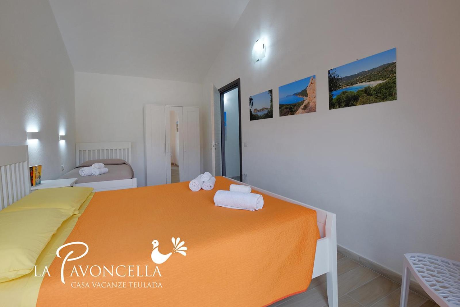 Case Vacanze La Pavoncella Teulada Exterior photo